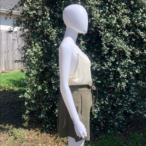 💋NWT Rag & Bone Relaxed Fit High Rise Seersucker Paper Bag Waist Shorts - Picture 9 of 15